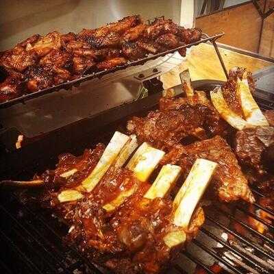 Turoz Ribs & Wings