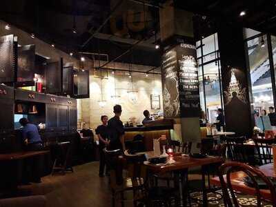 White Elephant Kota Kasablanka