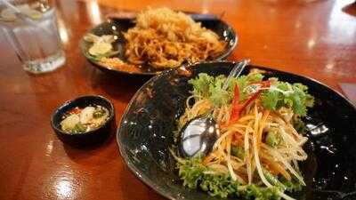 White Elephant Kota Kasablanka