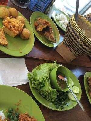 Rumah Makan Sari Rasa Sambel Hejo