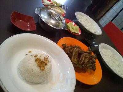 Ayam Goreng Sulawesi Ibu Tini