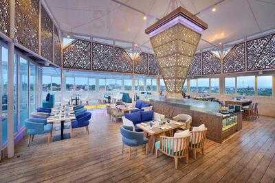 Blu Sky Restaurant-bar-lounge