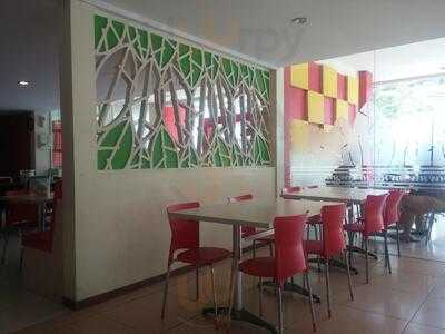 Ayam Tulang Lunak Hayam Wuruk