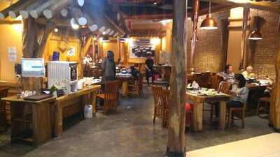 Chung Gi Wa Kota Kasablanka