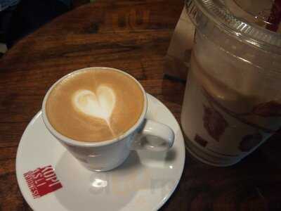 Anomali Coffee Senopati