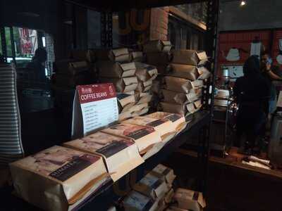 Anomali Coffee Senopati