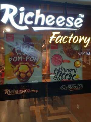 Richeese Factory, Gajah Mada Plaza