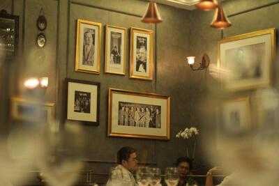 Prohibition Chophouse & Speakeasy Bar