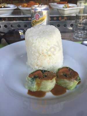 Desamuda On The Street (dots)