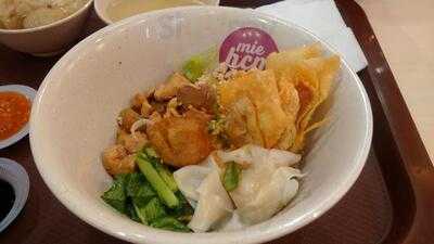 Mi Hcm Hotcuimi Plaza Semanggi