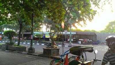 Soto Ayam Pak Gareng