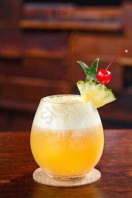 Garamerica Restaurant & Lounge