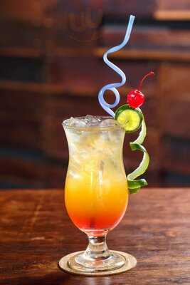 Garamerica Restaurant & Lounge