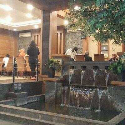 Pagi Sore Masakan Padang - Kalimalang