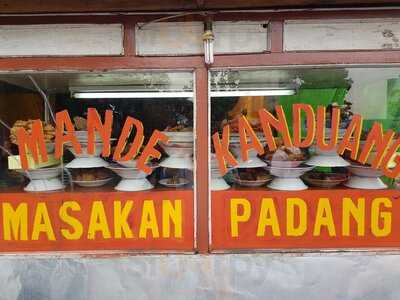 Rumah Makan Mande Kanduang