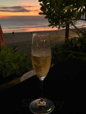 Sanje Restaurant & Lounge