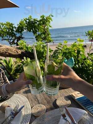 Sanje Restaurant & Lounge