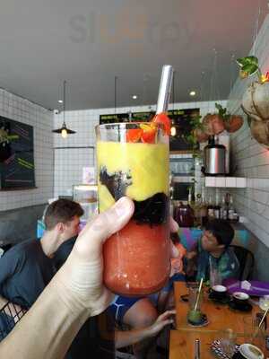 Moo Great Steaks And Good Friends