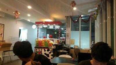 Moo Great Steaks And Good Friends