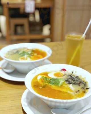 Hakata Ikkousha Kelapa Gading