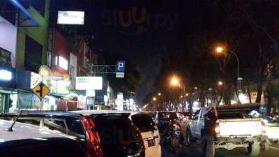 Hakata Ikkousha Kelapa Gading