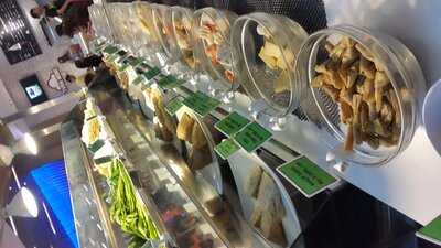 Yong Tau Fu Lotte Shopping Avenue