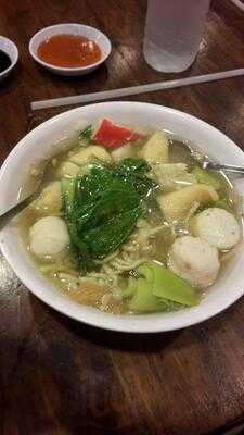 Yong Tau Fu Lotte Shopping Avenue