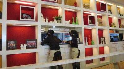 Pizza Hut Sam Ratulangi