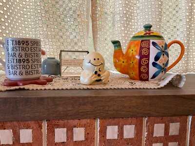 Spiegel Bar & Bistro