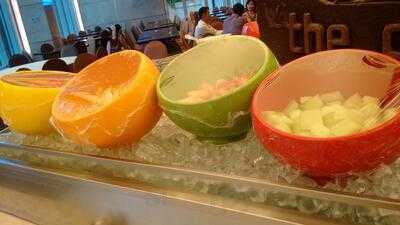 Splash Bar, The Grove Suites