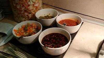 Splash Bar, The Grove Suites