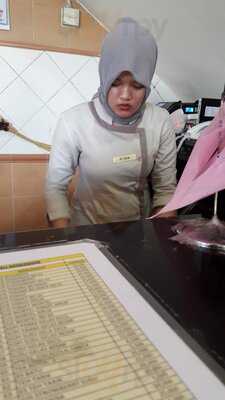 Rumah Makan Padang Medan Baru