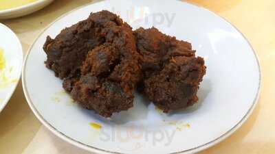 Rumah Makan Padang Medan Baru