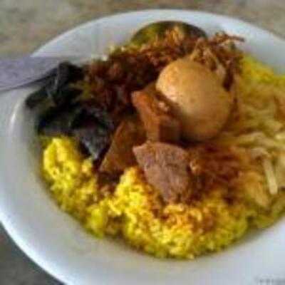 Nasi Kuning Riburane