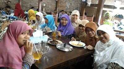 Pondok Sate Kambing Muda H. Paijo