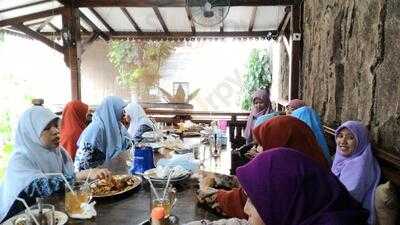 Pondok Sate Kambing Muda H. Paijo