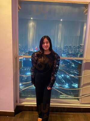 33 Degrees Rooftop Lounge & Bar