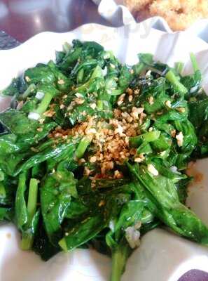 Red Crystal Restaurant And Cafe