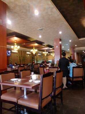 Red Crystal Restaurant And Cafe