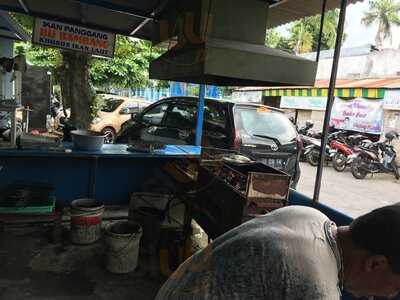 Ikan Bakar Bu Bambang