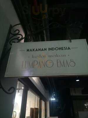 Lumpang Emas