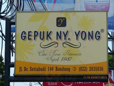 Gepuk Ny. Yong