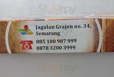 Nasi Kuning "ibu Mei"