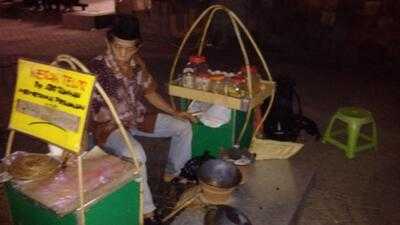 Kerak Telor Menteng Bpk Abdurrachman