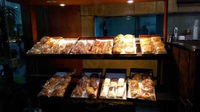 Walnut Bakery & Cafe