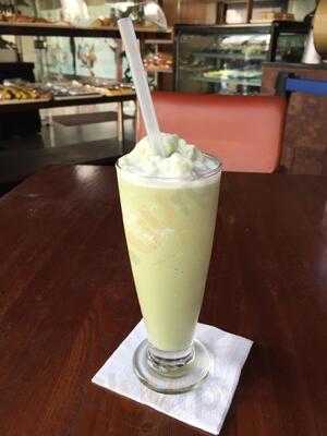 Walnut Bakery & Cafe