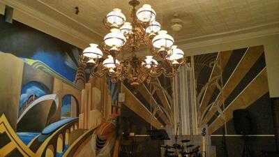 Decobar Grill & Chill