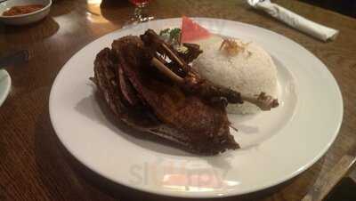 Bebek Bengil Dirty Duck Diner