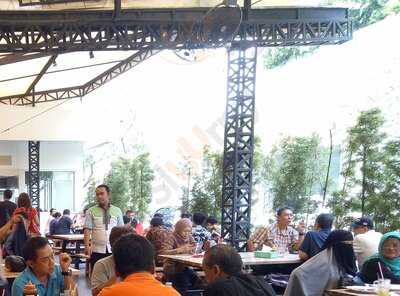 Rujak Jangkung 212 Megaria