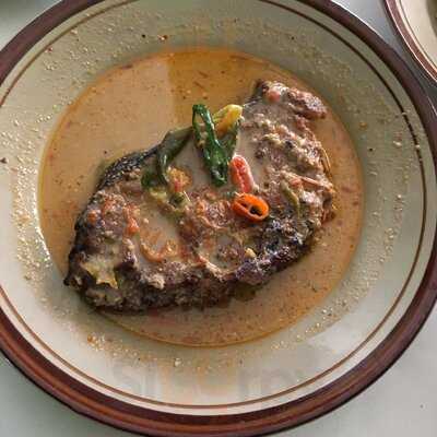 Kepala Manyung Bu Fat